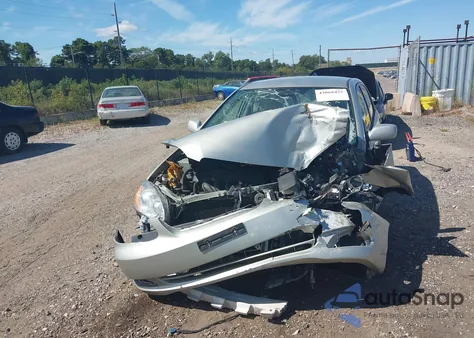 2003 Toyota Corolla Le z USA, uszkodzony, nr VIN 2T1BR32E43C016835